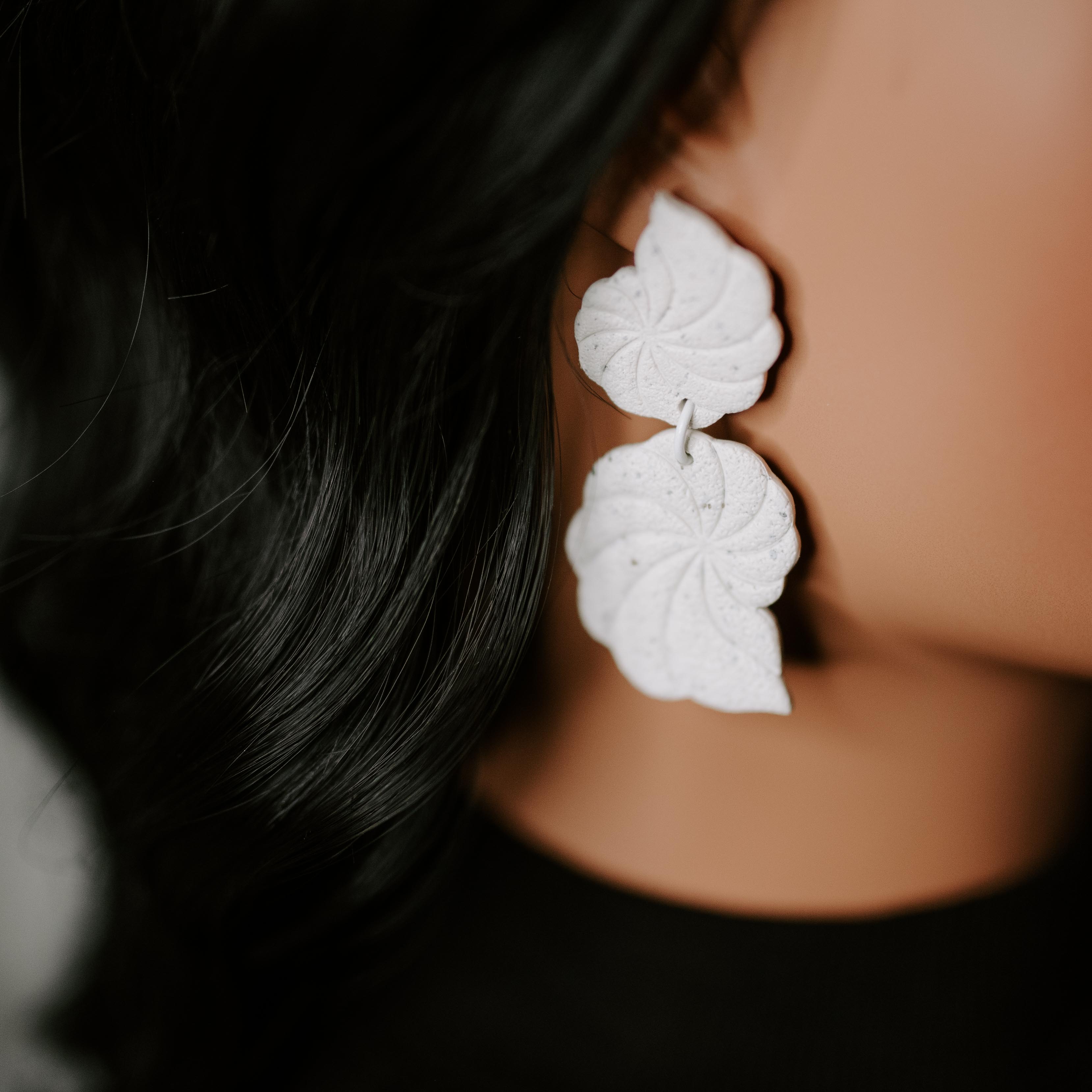 Seashell Dangle Textured Earrings