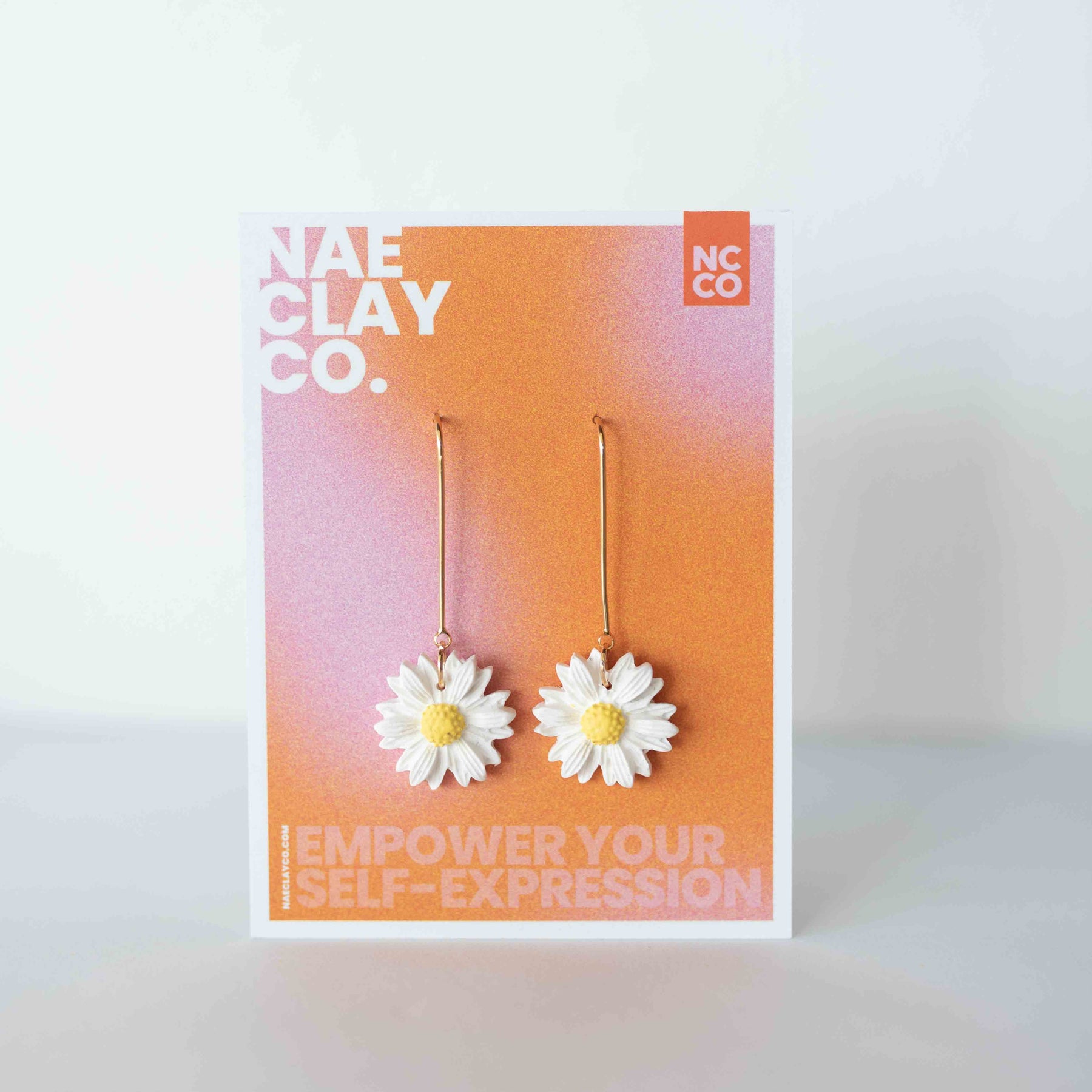 Mini Daisy Earring Drops