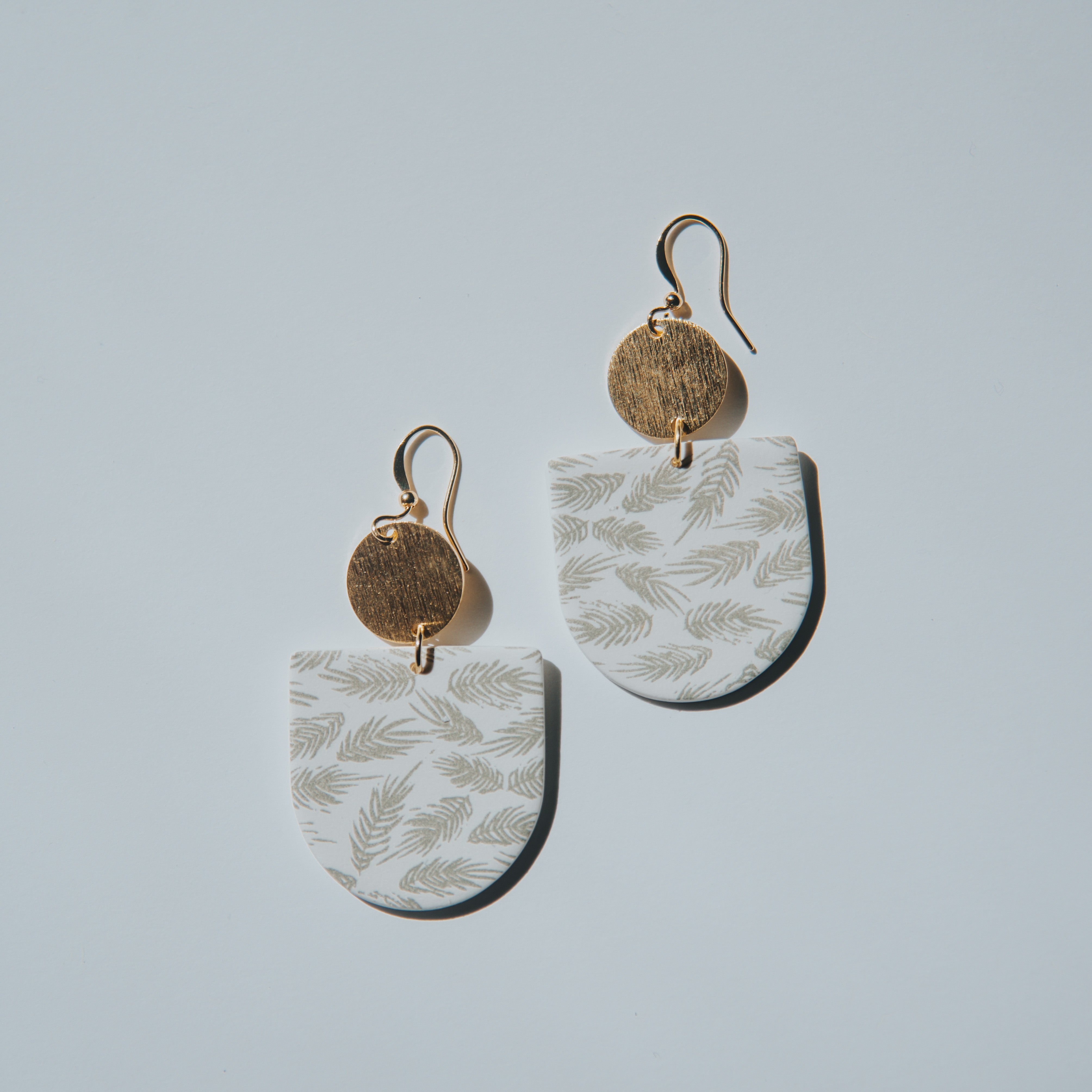 Pampas Floral Dangle Earrings