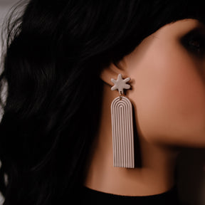 Tan Flower Stud Long Rainbows