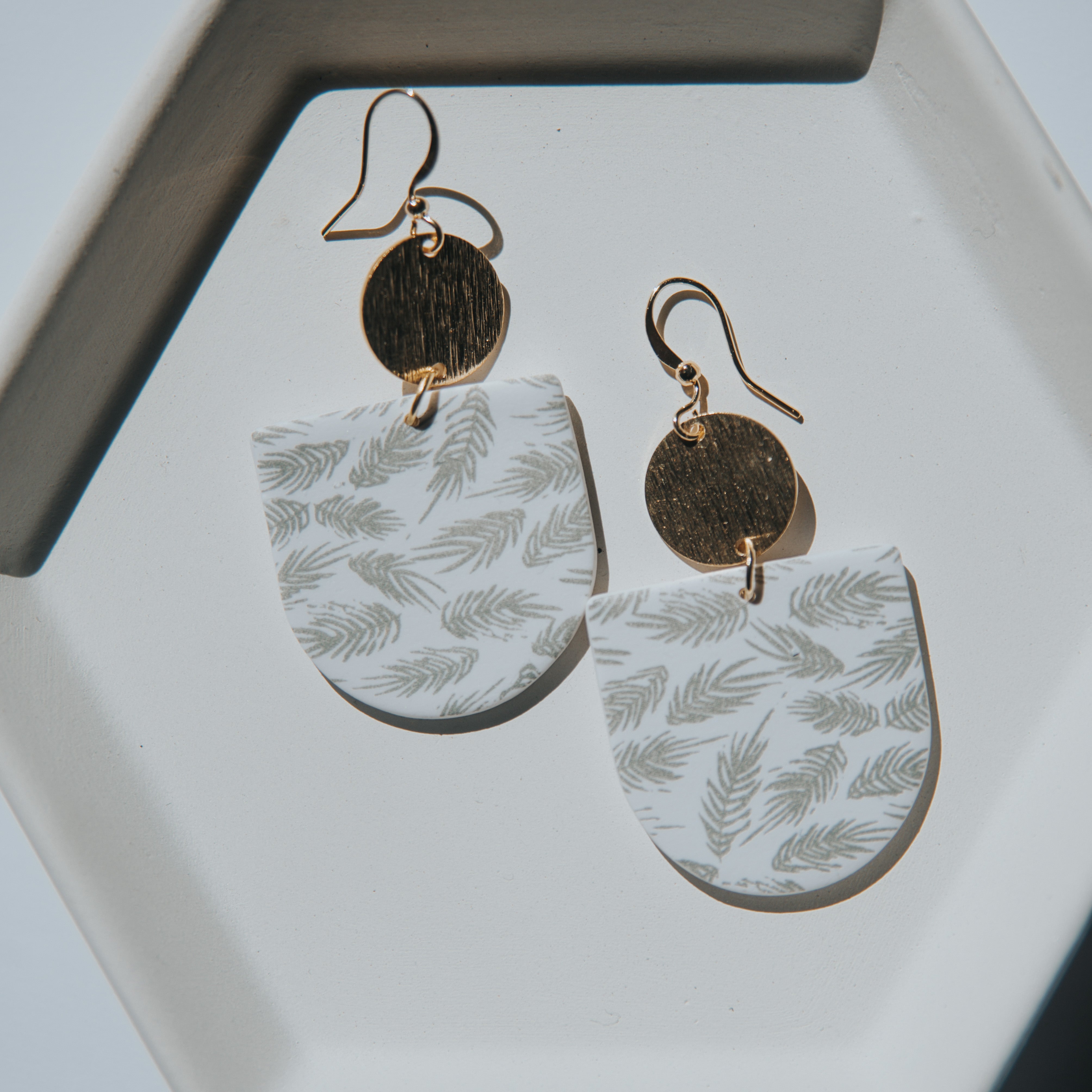 Pampas Floral Dangle Earrings